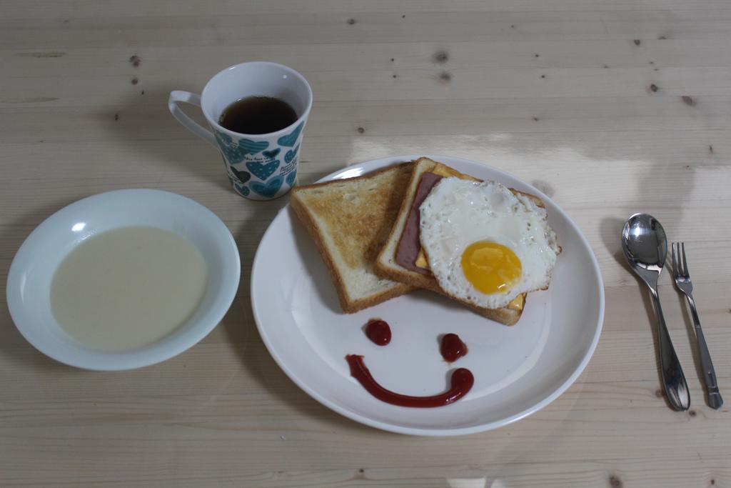 Dadam Guesthouse ヨス市 エクステリア 写真