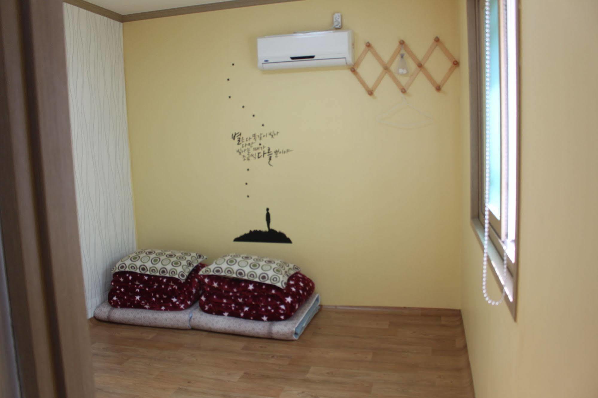 Dadam Guesthouse ヨス市 エクステリア 写真