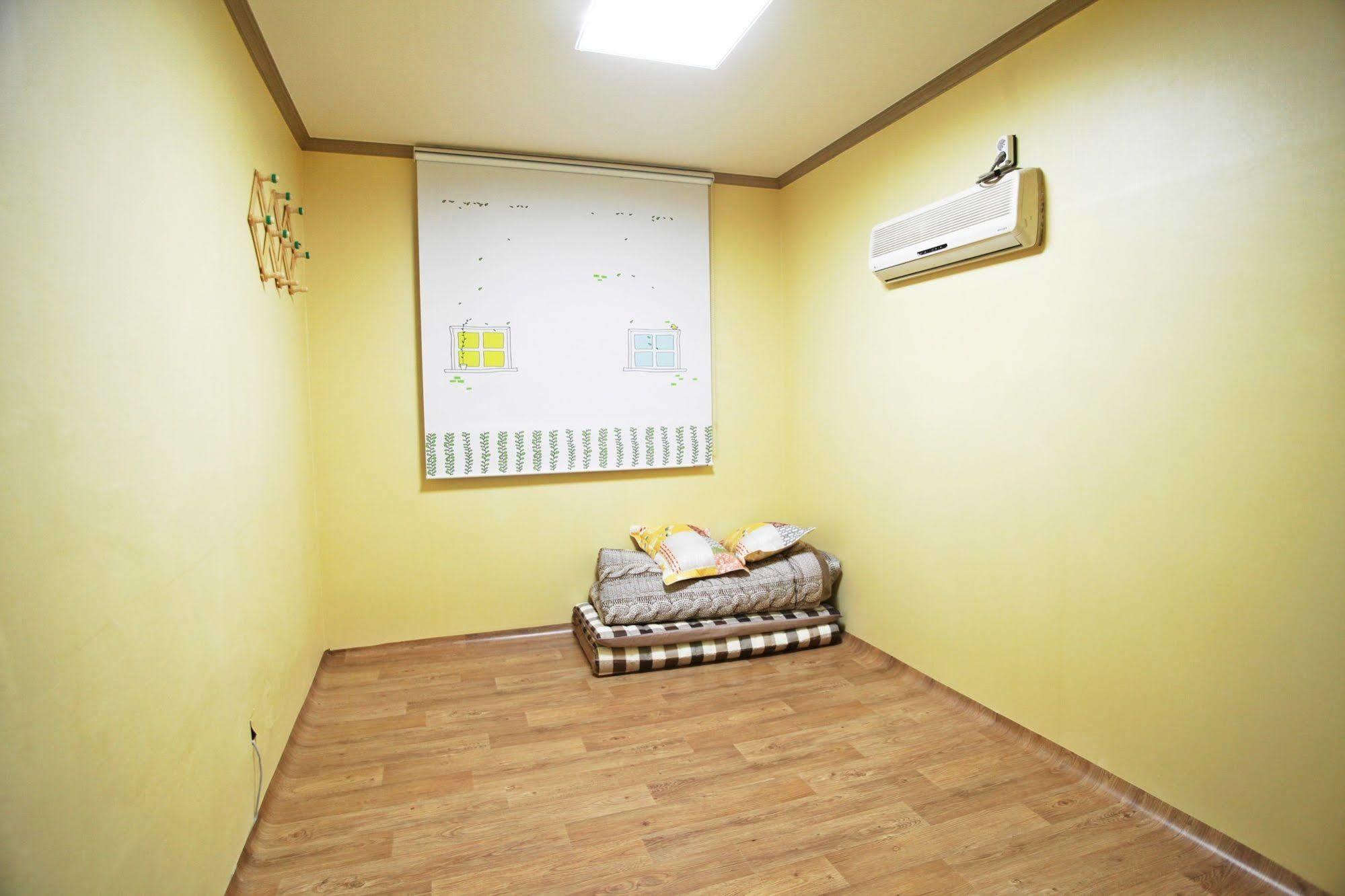 Dadam Guesthouse ヨス市 エクステリア 写真