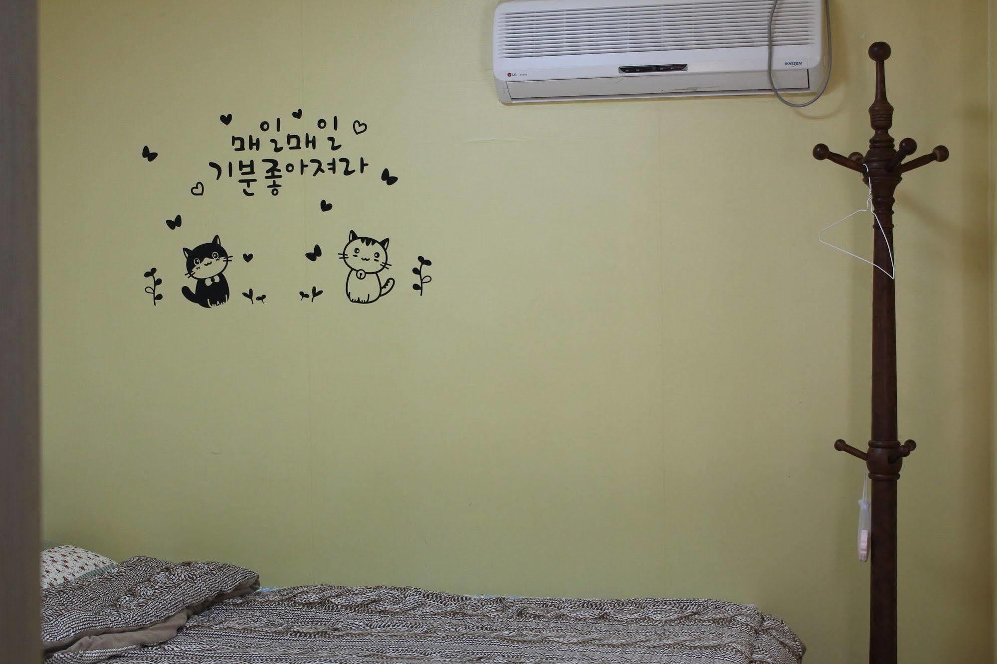 Dadam Guesthouse ヨス市 エクステリア 写真